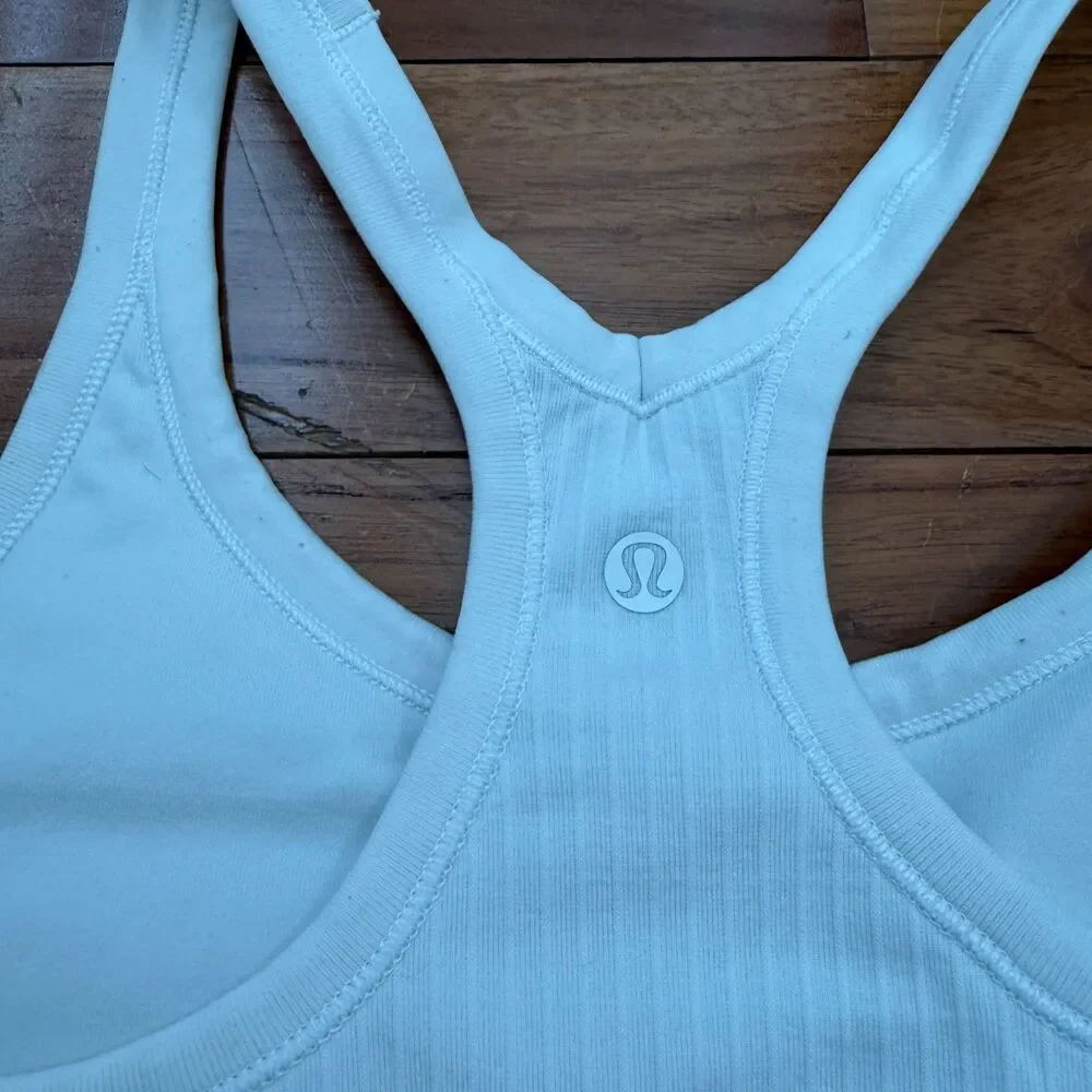 Lululemon Ebb To Street Tank II White Light Support Hip Length Size 6 Athleisure